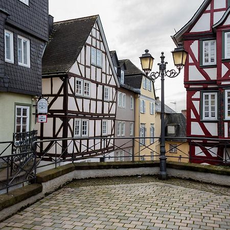 Altstadt Apartment Am Dom Wetzlar, 1 Zi, Kueche, Bad Mit Parkplatz Am Grundstueck Exteriör bild