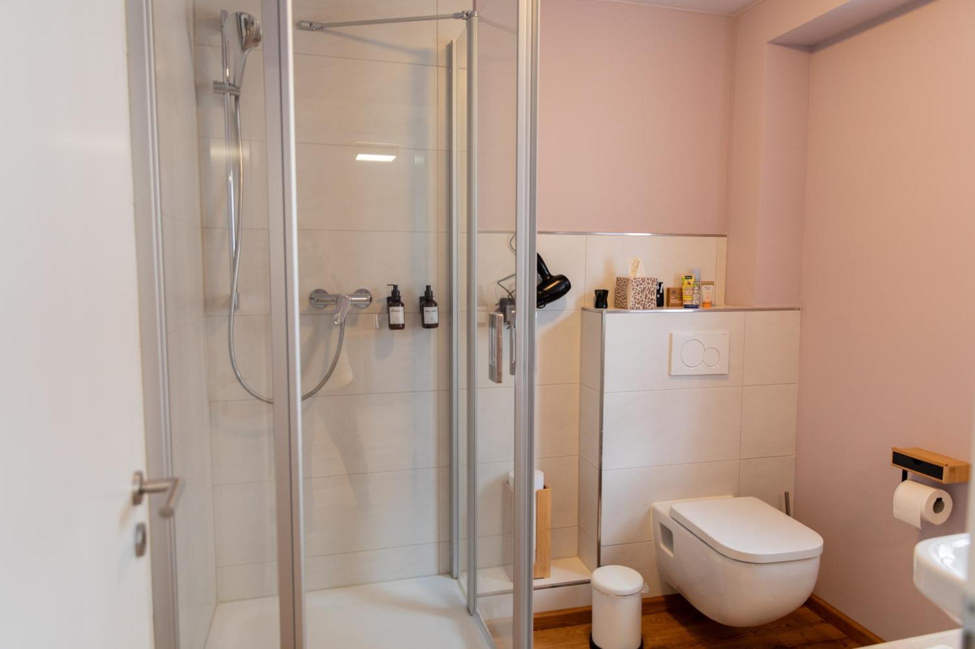 Altstadt Apartment Am Dom Wetzlar, 1 Zi, Kueche, Bad Mit Parkplatz Am Grundstueck Exteriör bild